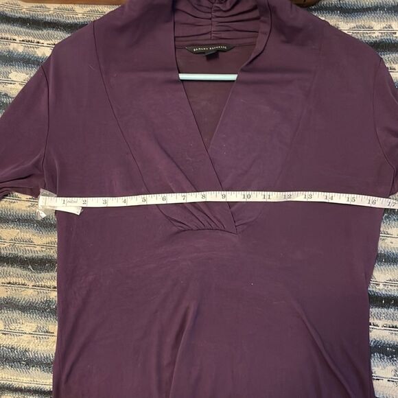 BANANA REPUBLIC, adorable, eggplant long sleeve top size MP - Picture 4 of 6